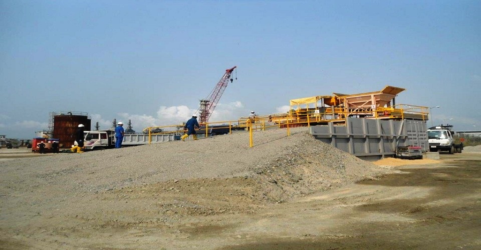 <strong>EGTL ROAD PAVING PROJECT FOR CNL</strong><br> Asphalt Plant production of cold mix Asphalt in progress